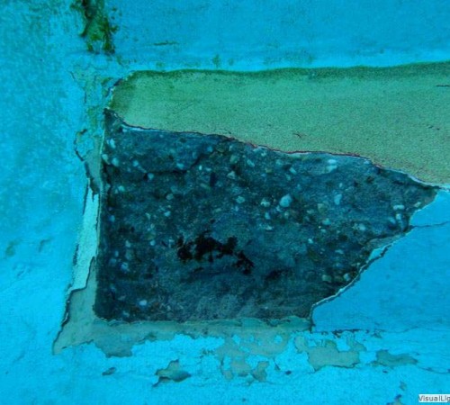 Nood betonreparatie trap buitenbad Orka zwembadreparatie
