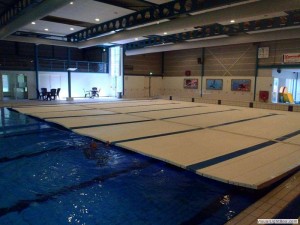 Reinigen klep beweegbare bodem Orka zwembadreparatie