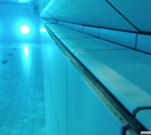 Wandtegel defect Orka zwembadreparatie
